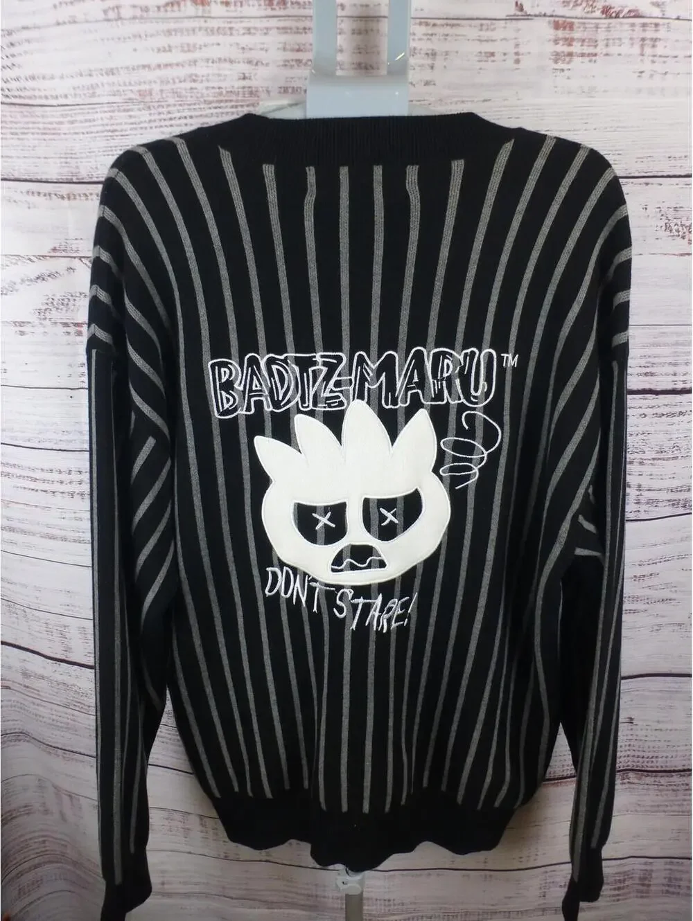 Forever 21 Men's Badtz-Maru Striped Cardigan Sweater Hello Kitty XL NWT J4A - Picture 9 of 14